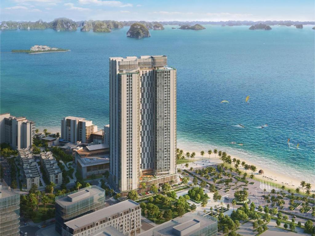 A La Carte Ha Long Bay Hotel Exterior photo